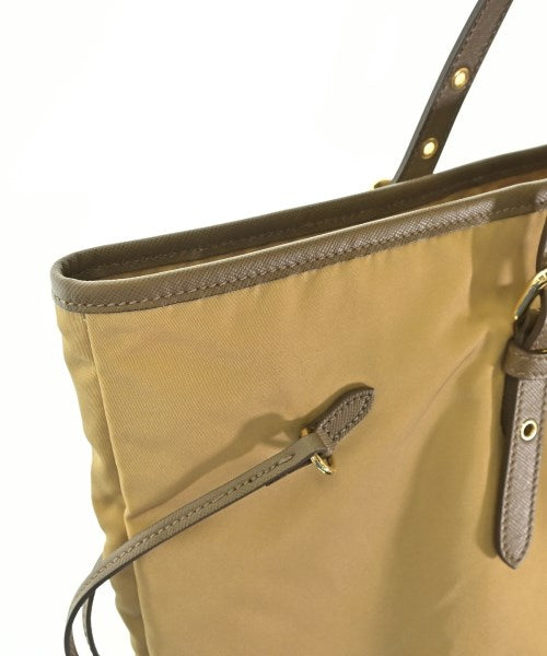 PRADA กระเป๋าถือขนาดใหญ่