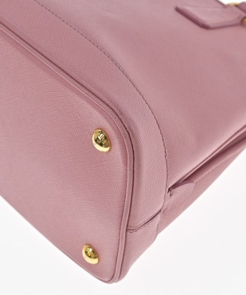 PRADA กระเป๋าถือ