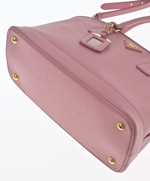 PRADA กระเป๋าถือ
