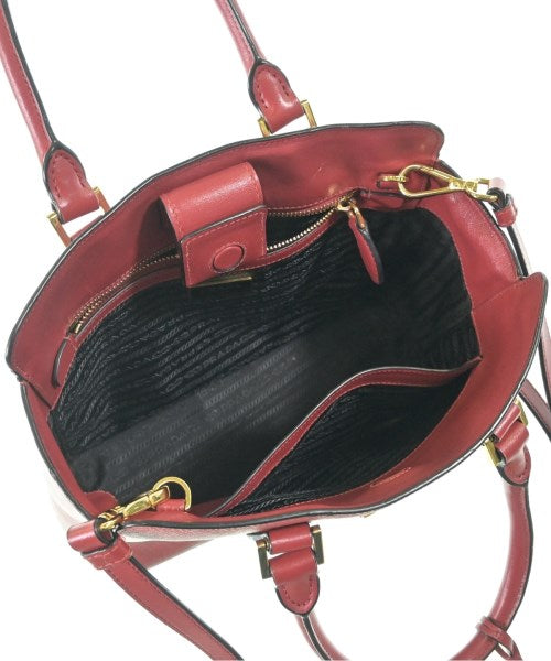 PRADA กระเป๋าถือ