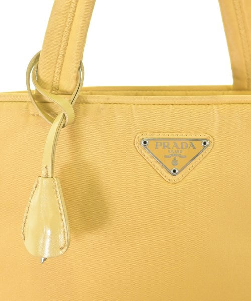 PRADA กระเป๋าถือ