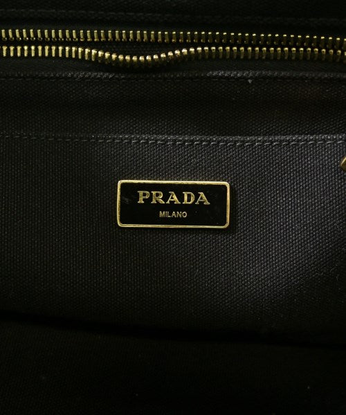 PRADA กระเป๋าถือขนาดใหญ่