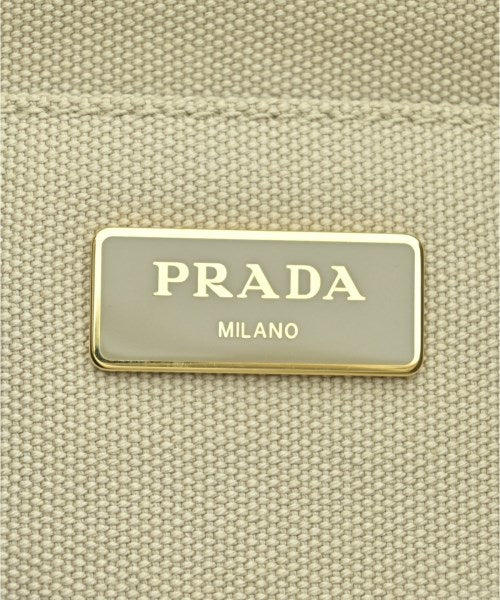 PRADA กระเป๋าถือขนาดใหญ่
