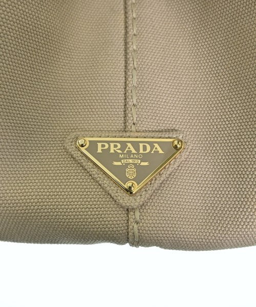 PRADA กระเป๋าถือขนาดใหญ่