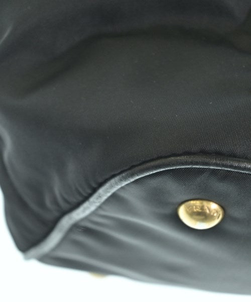 PRADA กระเป๋าถือขนาดใหญ่