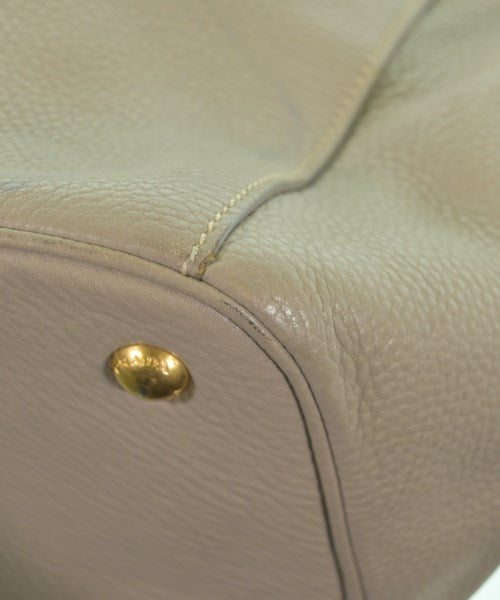 PRADA กระเป๋าถือขนาดใหญ่