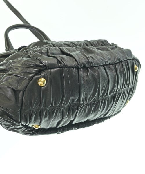 PRADA กระเป๋าถือ