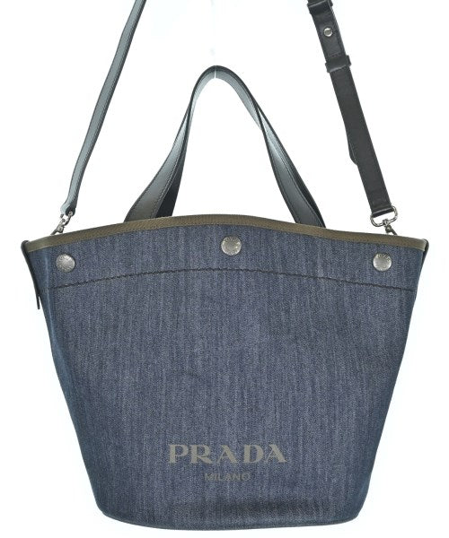 PRADA กระเป๋าถือ