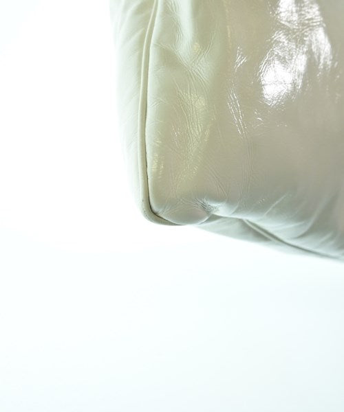BOTTEGA VENETA คลัตช์