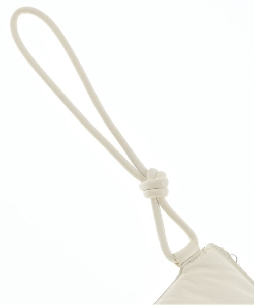 BOTTEGA VENETA คลัตช์