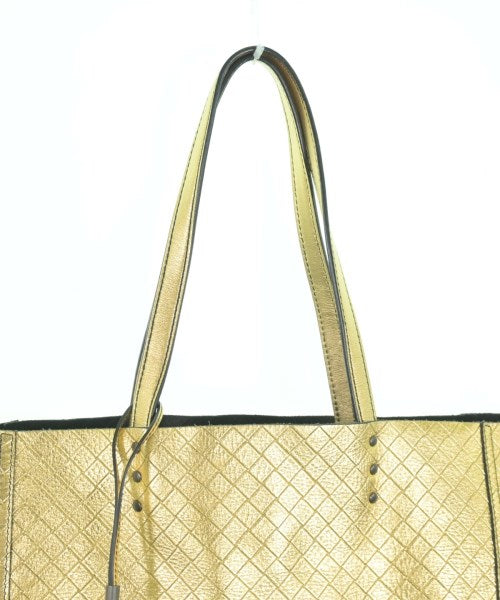 BOTTEGA VENETA กระเป๋าถือขนาดใหญ่