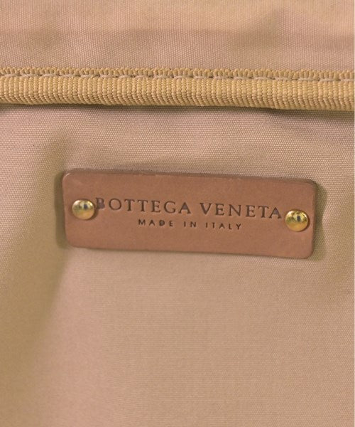 BOTTEGA VENETA กระเป๋าใส่อุปกรณ์ขนาดใหญ่