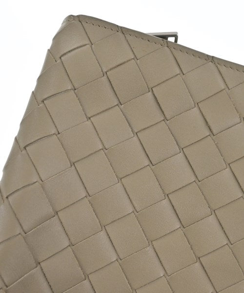 BOTTEGA VENETA คลัตช์