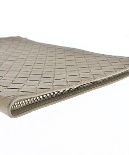 BOTTEGA VENETA คลัตช์