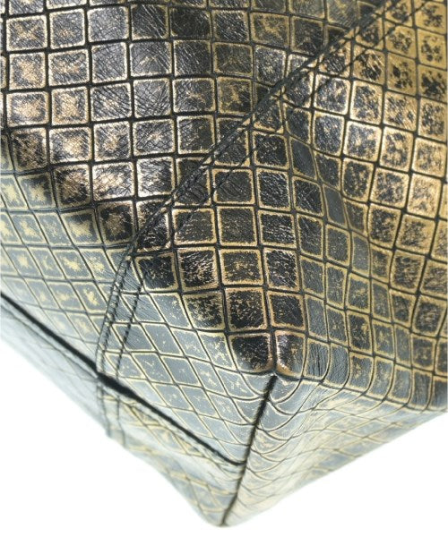 BOTTEGA VENETA กระเป๋าถือขนาดใหญ่