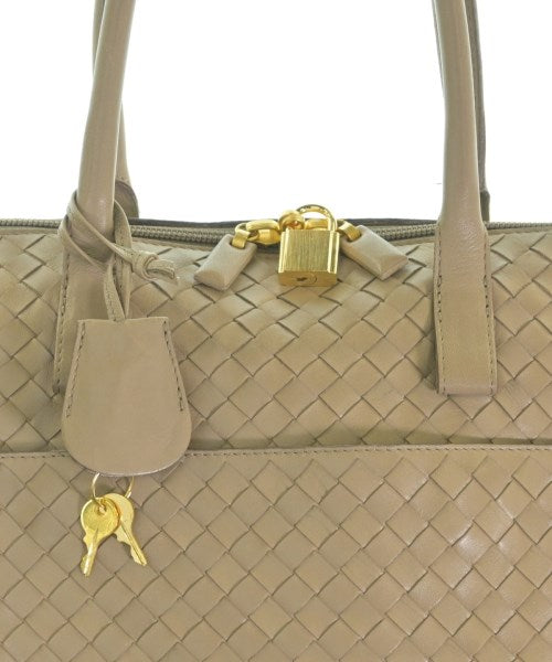 BOTTEGA VENETA กระเป๋าถือ