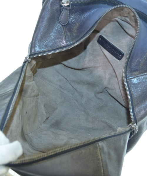 BOTTEGA VENETA กระเป๋าใส่อุปกรณ์ขนาดใหญ่