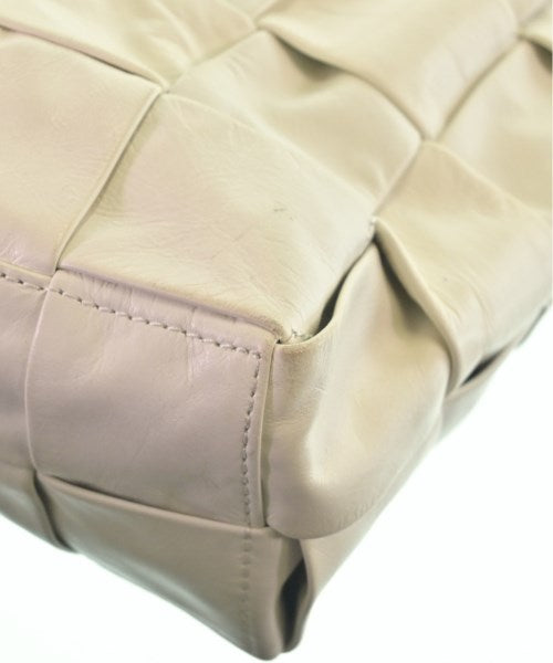 BOTTEGA VENETA กระเป๋าถือขนาดใหญ่