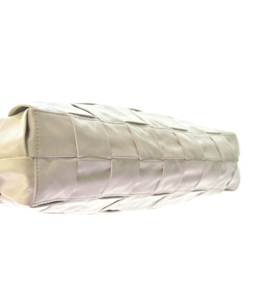 BOTTEGA VENETA กระเป๋าถือขนาดใหญ่