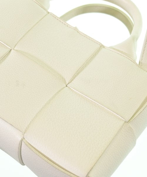 BOTTEGA VENETA กระเป๋าถือขนาดใหญ่