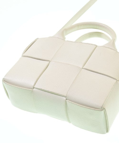 BOTTEGA VENETA กระเป๋าถือขนาดใหญ่