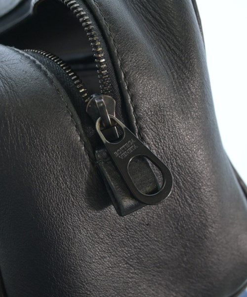 BOTTEGA VENETA คลัตช์