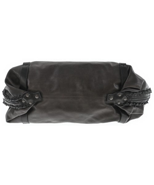 BOTTEGA VENETA กระเป๋าใส่อุปกรณ์ขนาดใหญ่