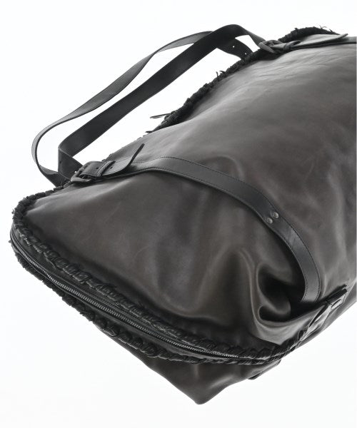 BOTTEGA VENETA กระเป๋าใส่อุปกรณ์ขนาดใหญ่