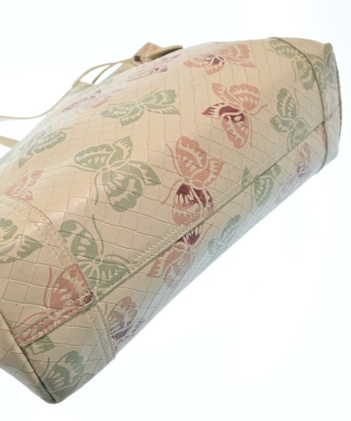 BOTTEGA VENETA กระเป๋าถือขนาดใหญ่
