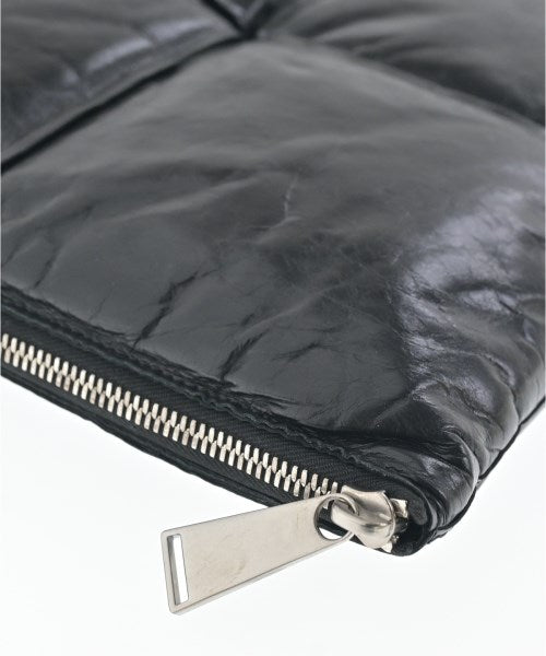 BOTTEGA VENETA คลัตช์