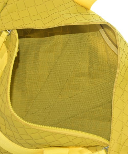 BOTTEGA VENETA กระเป๋าใส่อุปกรณ์ขนาดใหญ่