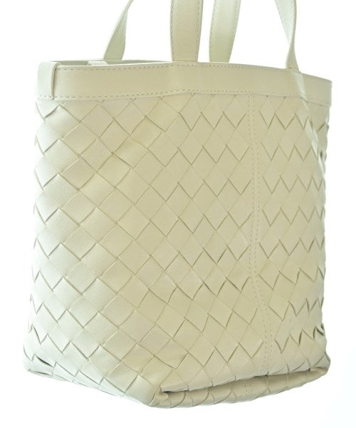 BOTTEGA VENETA กระเป๋าถือขนาดใหญ่