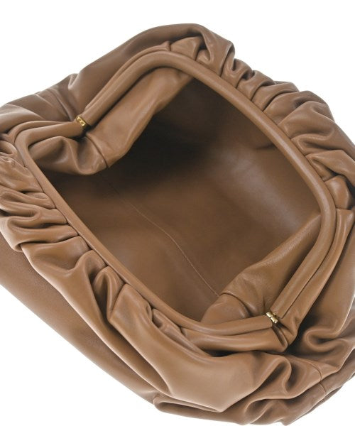 BOTTEGA VENETA คลัตช์