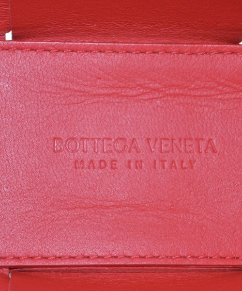 BOTTEGA VENETA กระเป๋าถือขนาดใหญ่