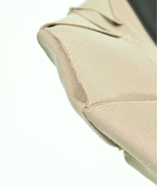 BOTTEGA VENETA กระเป๋าถือขนาดใหญ่