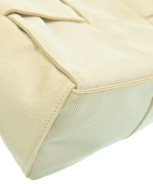 BOTTEGA VENETA กระเป๋าถือขนาดใหญ่