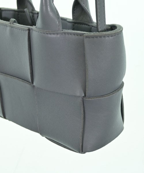 BOTTEGA VENETA กระเป๋าถือขนาดใหญ่
