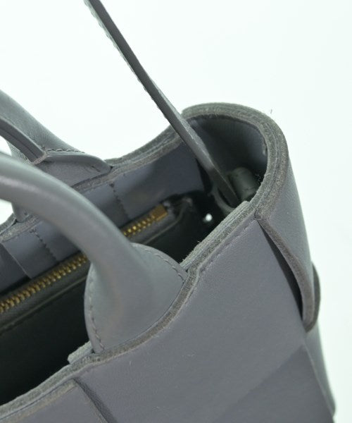 BOTTEGA VENETA กระเป๋าถือขนาดใหญ่