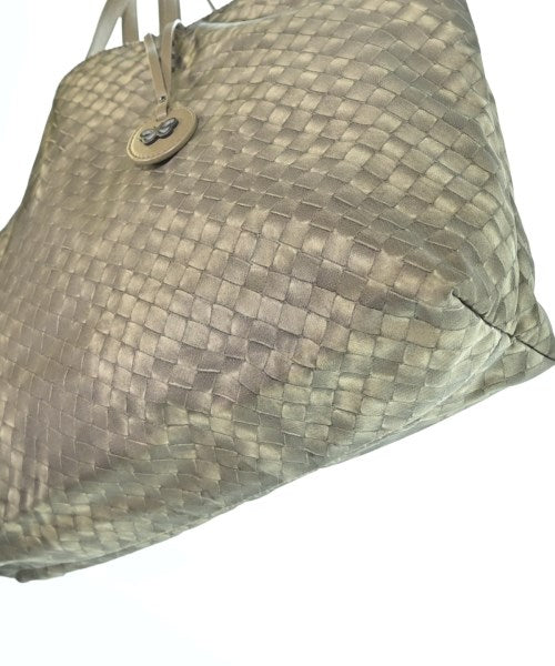 BOTTEGA VENETA กระเป๋าถือขนาดใหญ่