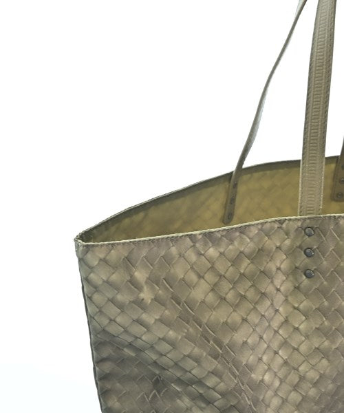 BOTTEGA VENETA กระเป๋าถือขนาดใหญ่