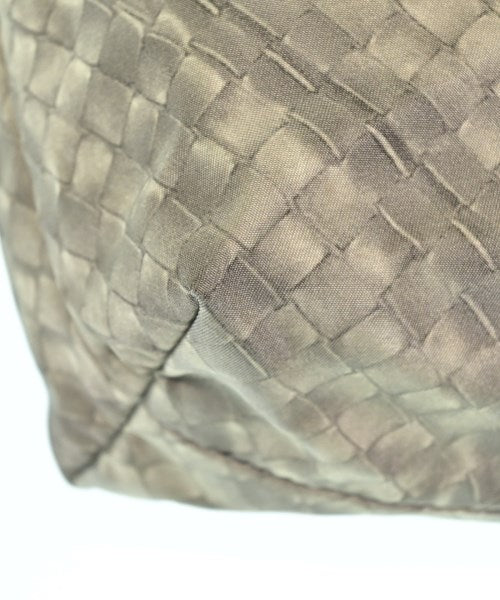 BOTTEGA VENETA กระเป๋าถือขนาดใหญ่