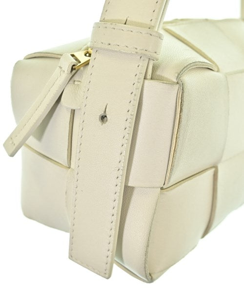 BOTTEGA VENETA กระเป๋าถือ