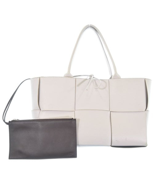 BOTTEGA VENETA กระเป๋าถือขนาดใหญ่