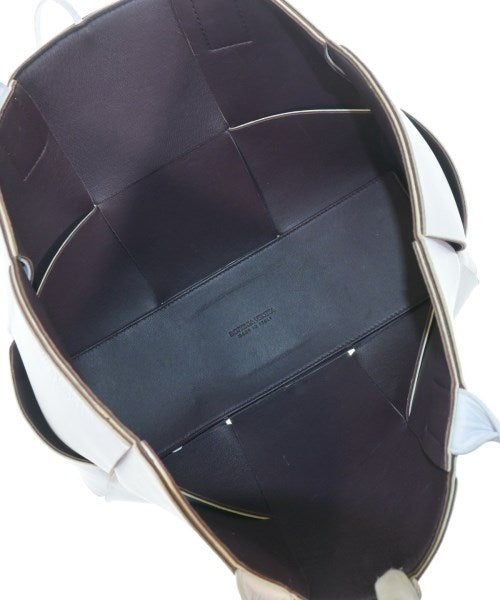 BOTTEGA VENETA กระเป๋าถือขนาดใหญ่
