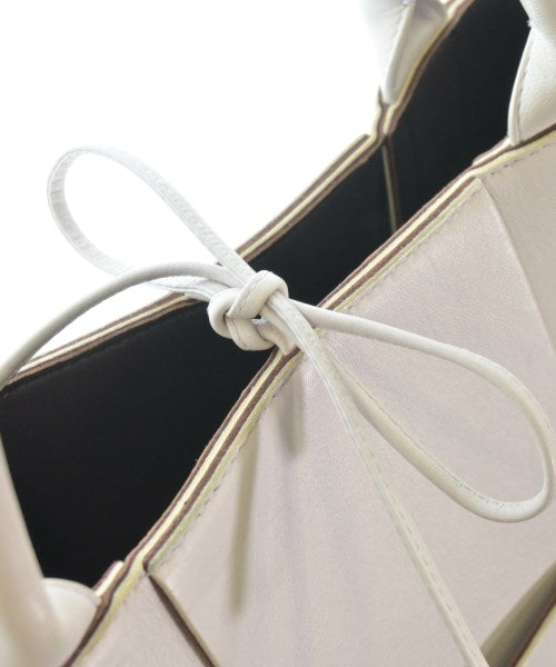 BOTTEGA VENETA กระเป๋าถือขนาดใหญ่