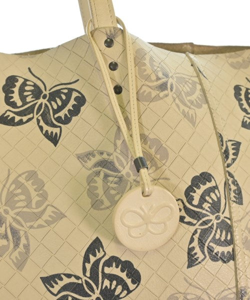 BOTTEGA VENETA กระเป๋าถือขนาดใหญ่
