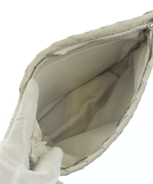BOTTEGA VENETA คลัตช์