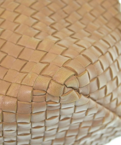 BOTTEGA VENETA กระเป๋าถือขนาดใหญ่