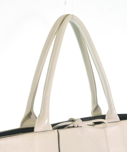 BOTTEGA VENETA กระเป๋าถือขนาดใหญ่