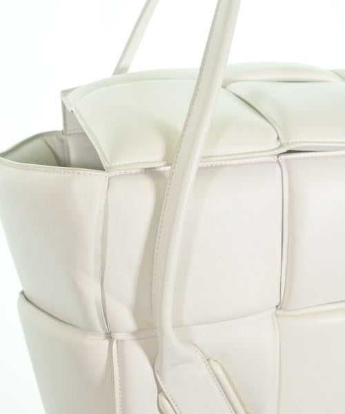 BOTTEGA VENETA กระเป๋าสะพาย